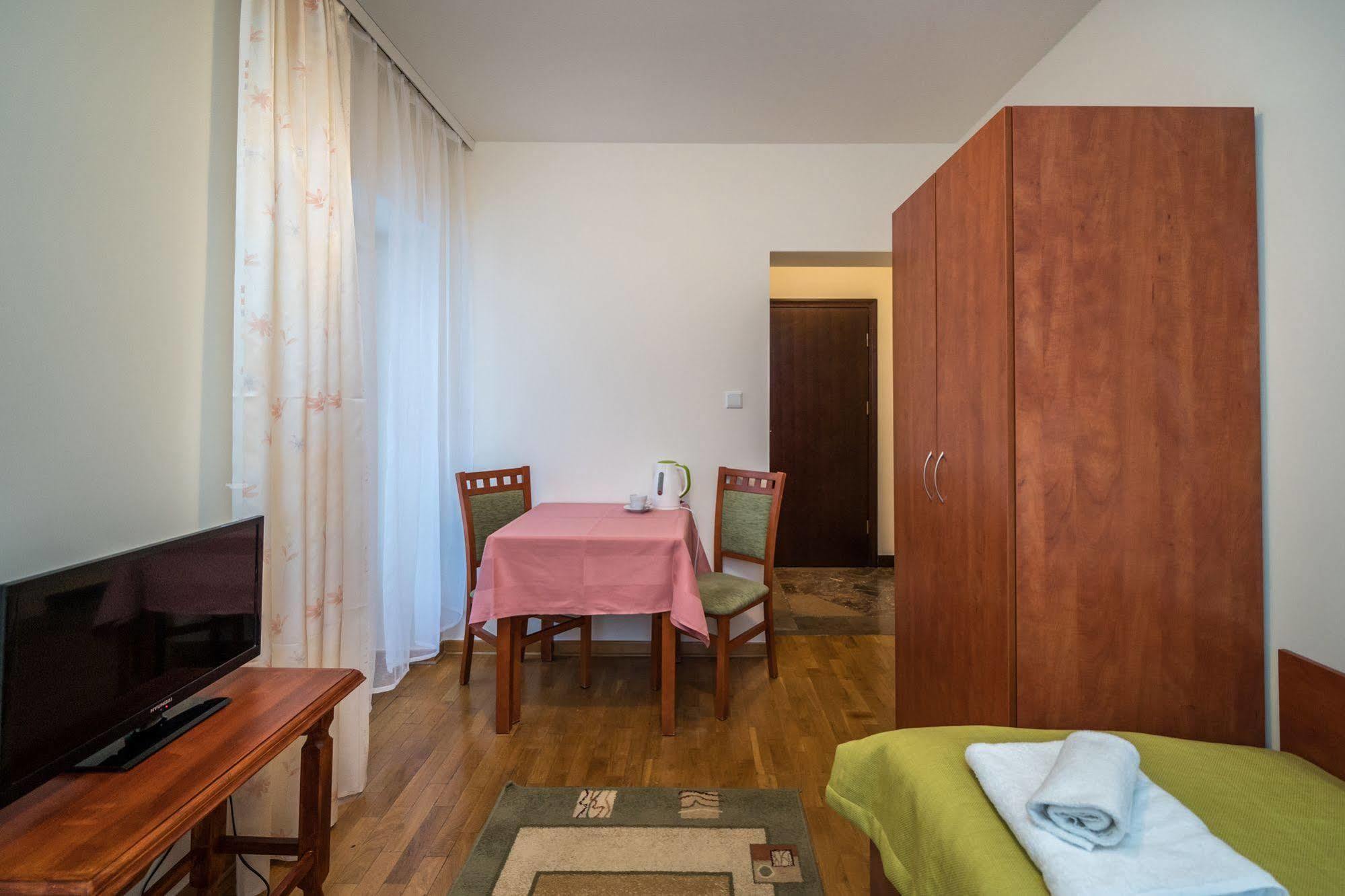 Standard Single Room